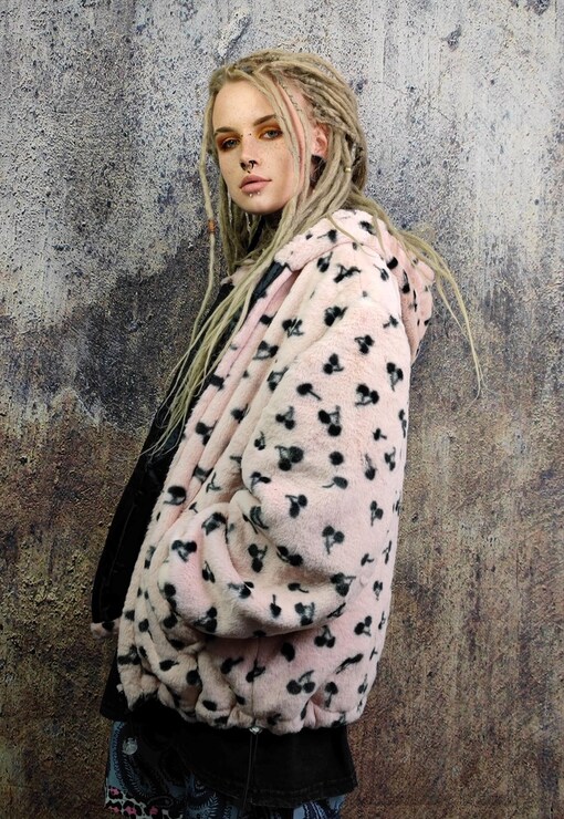 garment image