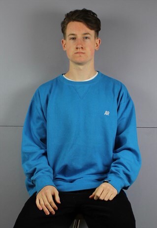VINTAGE NIKE AIR SWEATSHIRT IN BLUE WITH EMBROIDERED SPELL O