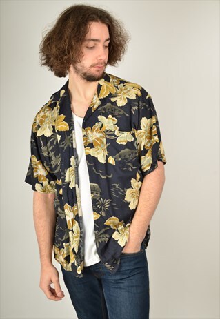 VINTAGE HAWAIIAN PATTERNED SHIRT