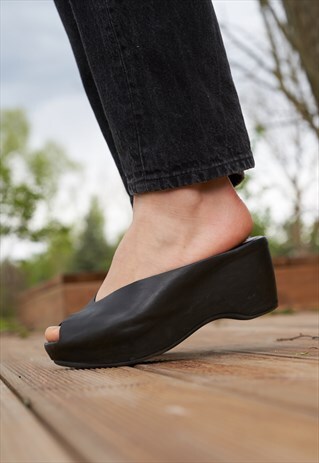 ROBERTO DEL CARLO LEATHER PLATFORM WEDGES PRE-LOVED
