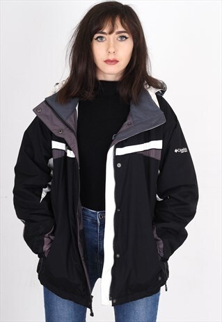 VINTAGE BLACK QUILTED COLUMBIA JACKET