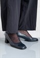 90's Vintage retro square heel pumps in midnight navy