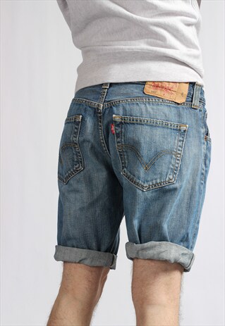 VINTAGE LEVI'S DENIM SHORTS