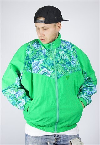 VINTAGE MENS NIKE VICTORY JACKET
