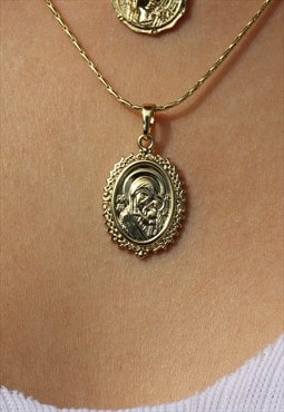 Religious Mary Necklace Gold Plated Oval 