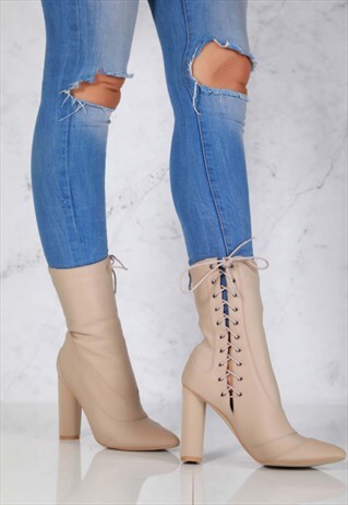 SIDE FULL LACE UP ANKLEBOOT IN BEIGE