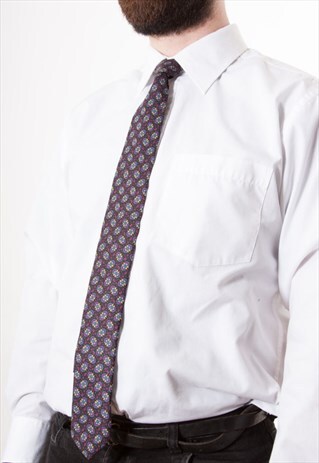 BLACK AND FLORAL NECKTIE