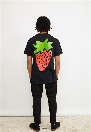 STRAWBERRY BLACK TEE