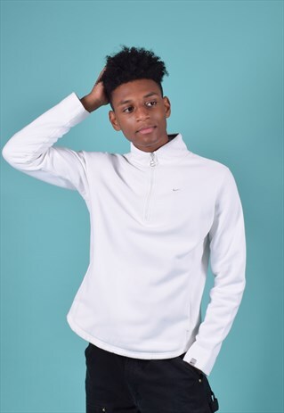 VINTAGE NIKE WHITE 1/4 ZIPPED SWEATSHIRT