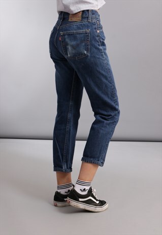 VINTAGE DISTRESSED LEVI'S HIGH WAISTED JEANS Q21
