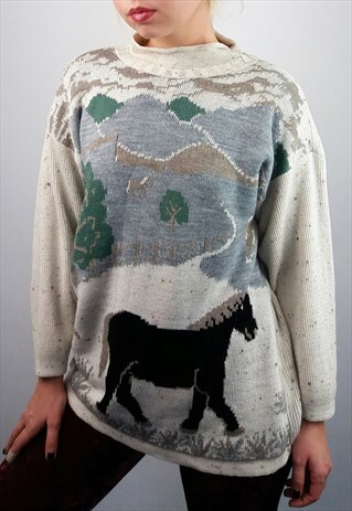 VINTAGE COTTON KNIT NOVELTY JUMPER HORSE PATTERN