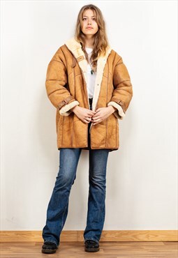 Vintage 80's Women Sheepskin Raglan Sleeve Coat in Brown