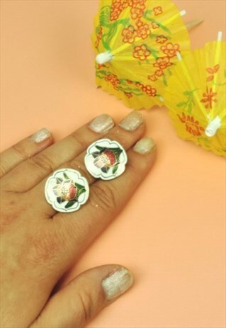 VINTAGE FLOWER EARRINGS