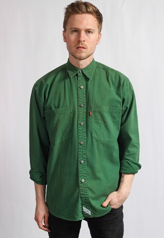 VINTAGE LEVI'S DENIM SHIRT
