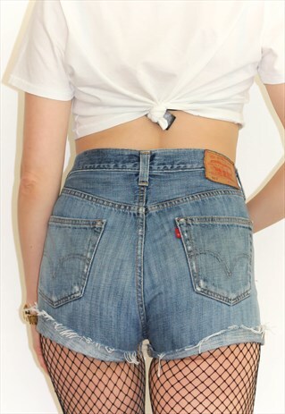 mid rise levi shorts