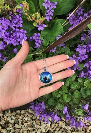 90'S STYLE MOONLIT WOLF SILVER PENDANT