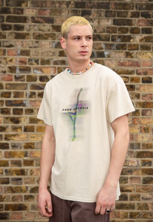 garment image