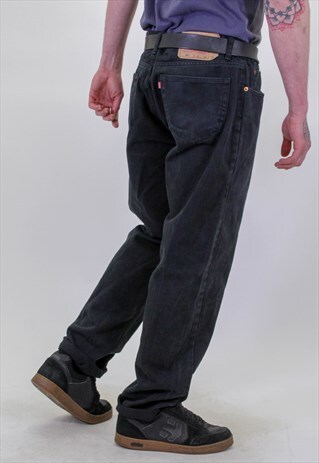 VINTAGE LEVI'S JEANS IN BLACK XL