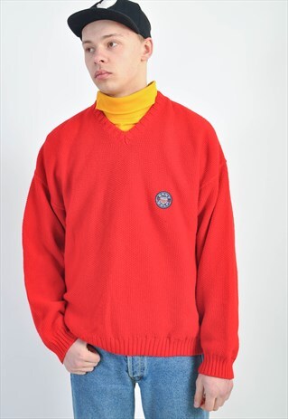 VINTAGE LINED V NECK JUMPER IN RED