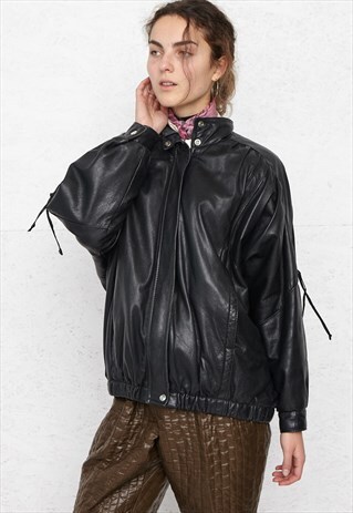 VINTAGE BLACK LEATHER JACKET