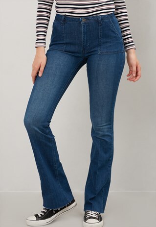 RAW HEM FLARED JEANS