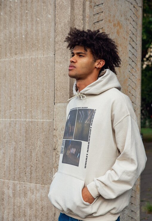 garment image