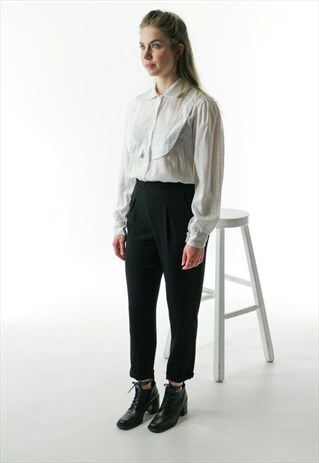 LONG SLEEVE WHITE BLOUSE / OVERSIZED WHITE SHIRT