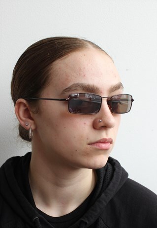 VINTAGE BLACK Y2K SMALL STYLE SUNGLASSES