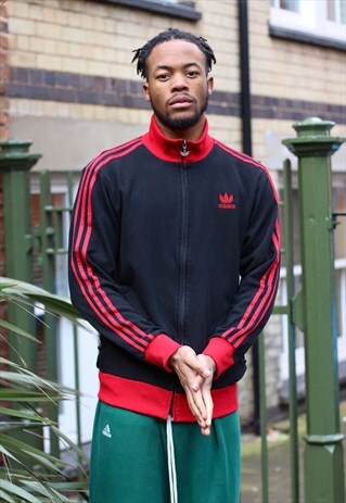 TRACK TOP