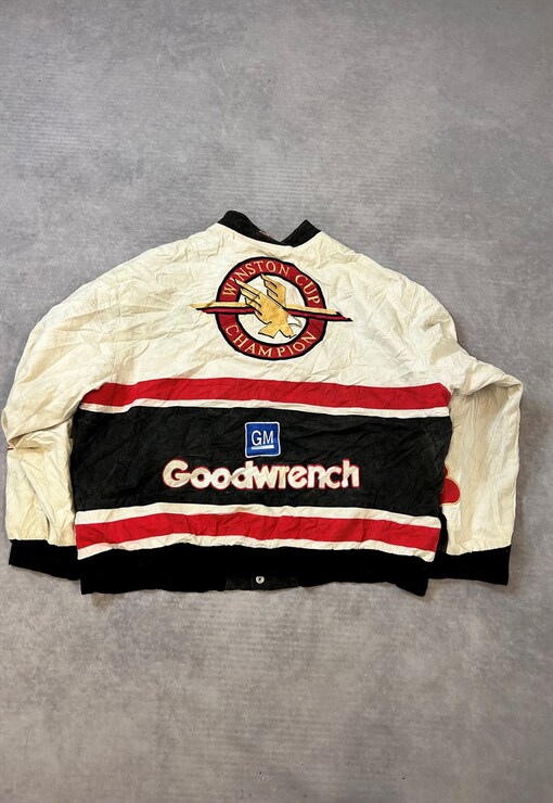 garment image