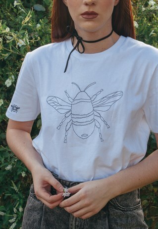 ORGANIC UNISEX T-SHIRT IN WHITE WITH SUNFLOWER EMBROIDERY