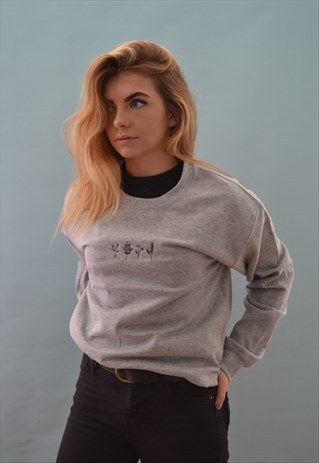 UNISEX SWEATSHIRT IN GREY WITH FLORAL EMBROIDERY