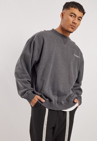 VINTAGE REEBOK SWEATSHIRT