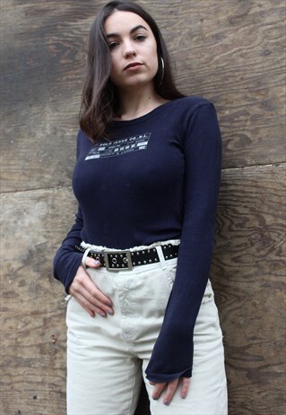 90'S RETRO NAVY SPELL-OUT TOP