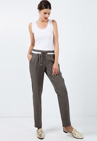 LONG KHAKI PANTS WITH CREAM PANEL