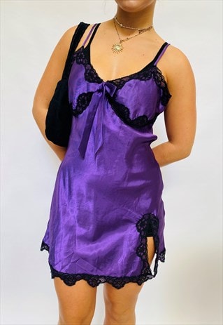 Vintage Size L Y2K Floral Lace Slip Dress in Purple