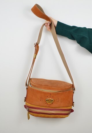 LEATHER SHOULDER BAG
