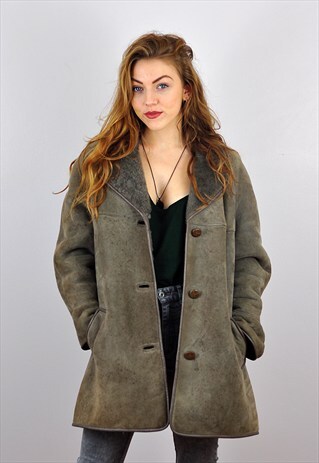VINTAGE 1970S GREY SHEEPSKIN SHEARLING COAT