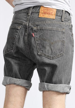 VINTAGE LEVI'S DENIM SHORTS