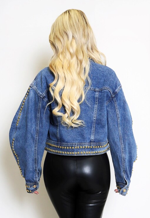 garment image