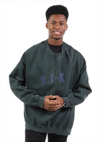 VINTAGE NIKE SWEATSHIRT