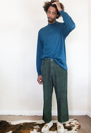 90S MINIMALIST SKATER LUXURY CROPPED GREEN CORDUROY TROUSER