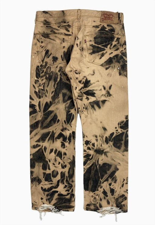 garment image
