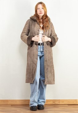 Vintage 70's Women Hooded Sheepskin Coat in Brown