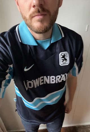 TSV 1860 München 2022-23 Away Kit