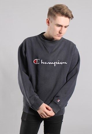 VINTAGE CHAMPION SWEATSHIRT