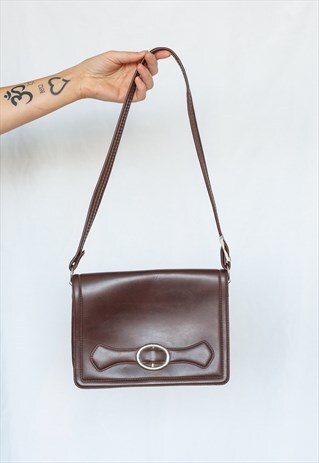 VINTAGE 60S MINIMAL SHOULDER BAG WITH METALLIC CLASP DETAIL