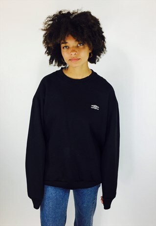 UMBRO BLACK OVERSIZED EMBROIDERED SWEATSHIRT