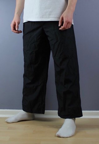 VINTAGE CHAMPION JOGGERS IN BLACK WITH PRINTED LOGL