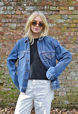 Vintage Levi's Jacket in Denim 70500